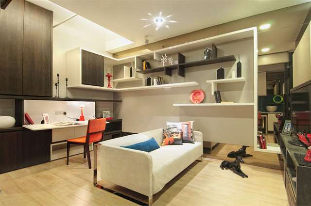 Avant Storm (Living Area)