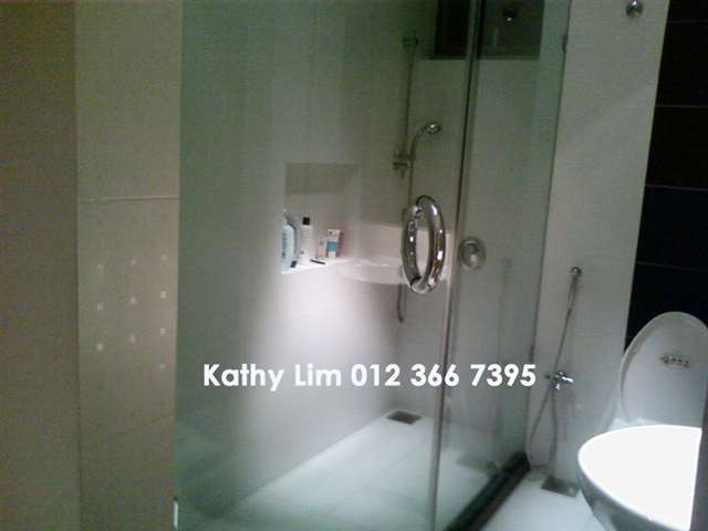 Guest shower
