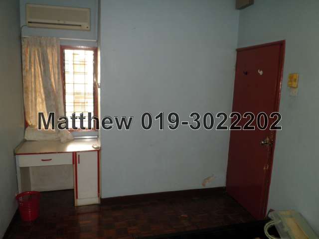 Room 3 with Aircond
