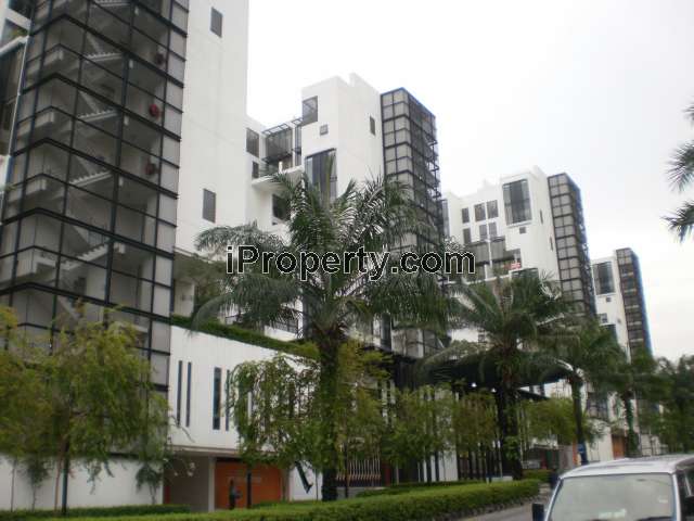 Centrio @ Pantai Hill Park