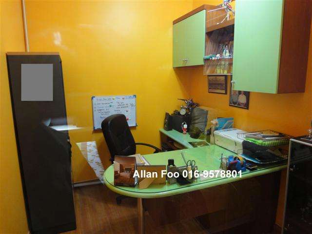 Master Room Study room
