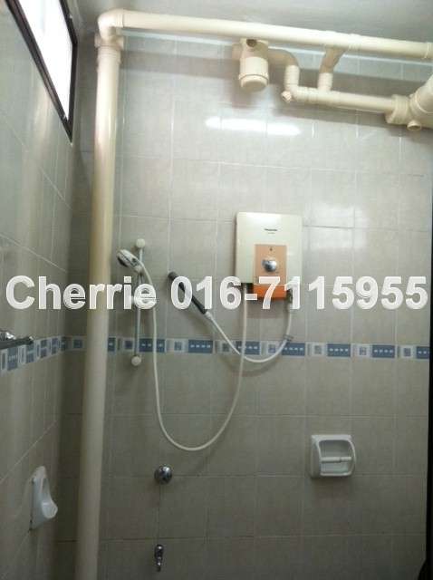 Share Bathroom