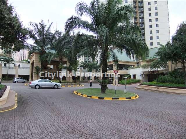 Driveway & drop-off