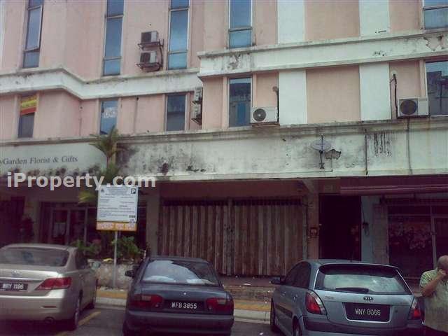 Ground Floor Shop