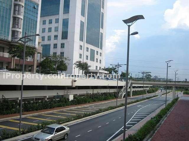 Plaza Glomac