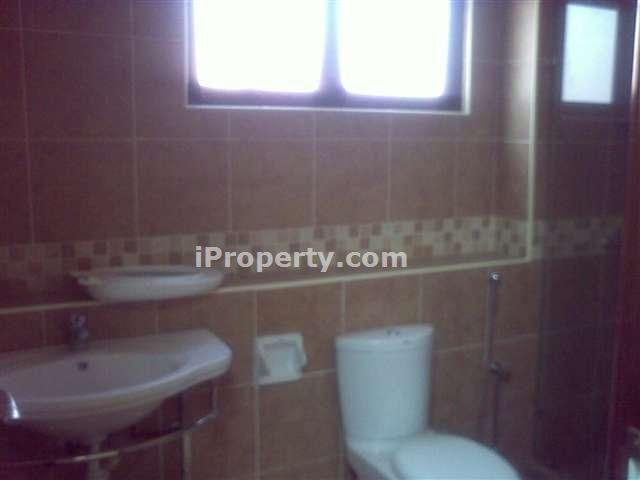 Overview Bathroom