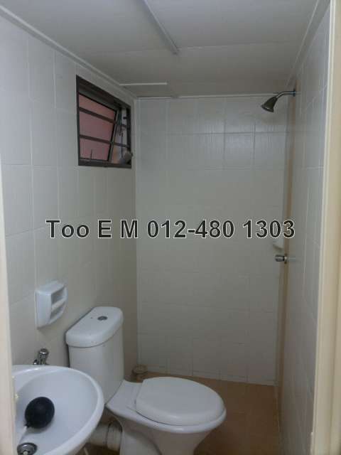 Common Bathroom