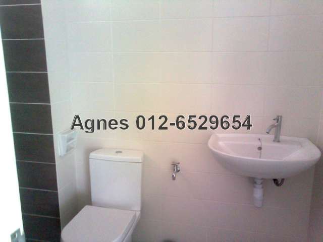 Living hall-bathroom