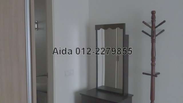 Aida 012-2279855