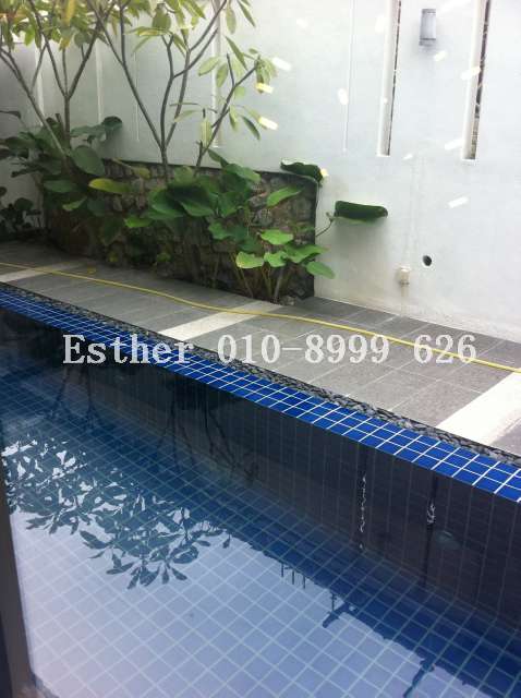 swiming pool