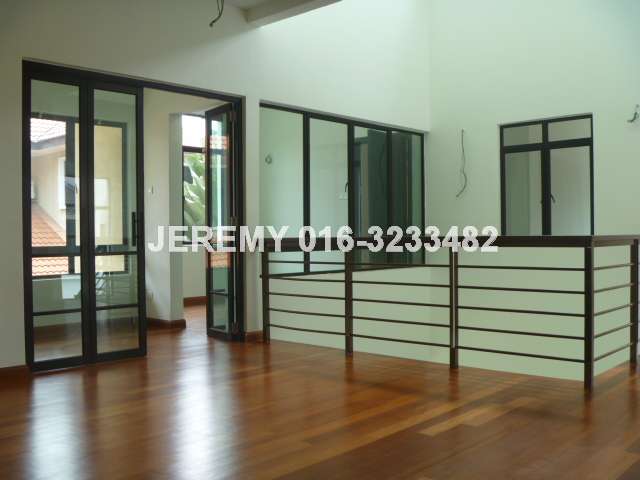 Private Living Room in 2nd Floor