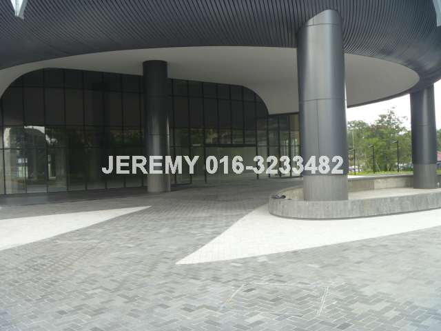 Lobby Driveway