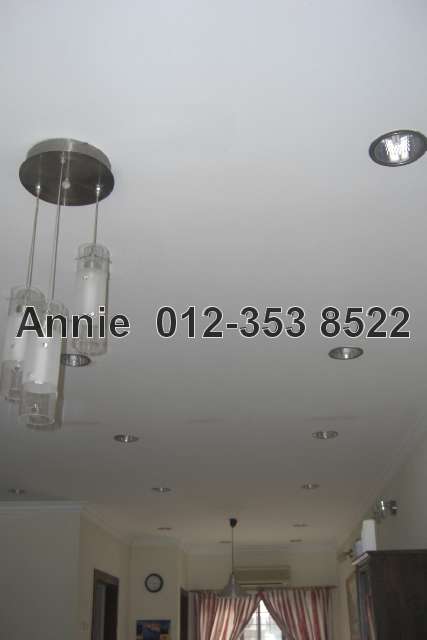 full plaster ceiling