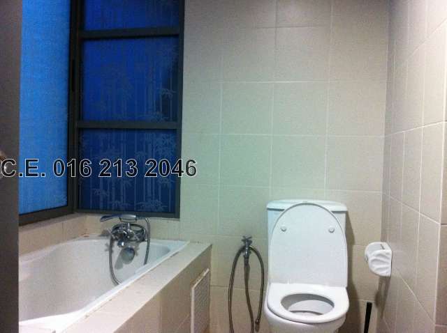 Nice and Clean toilet :-)