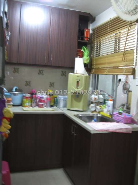 Dry Kitchen