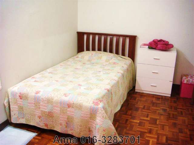 Bedroom 2 - Upstairs