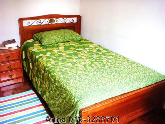 Bedroom 1 - Upstairs