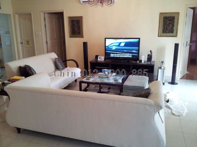 Spacious Living Hall