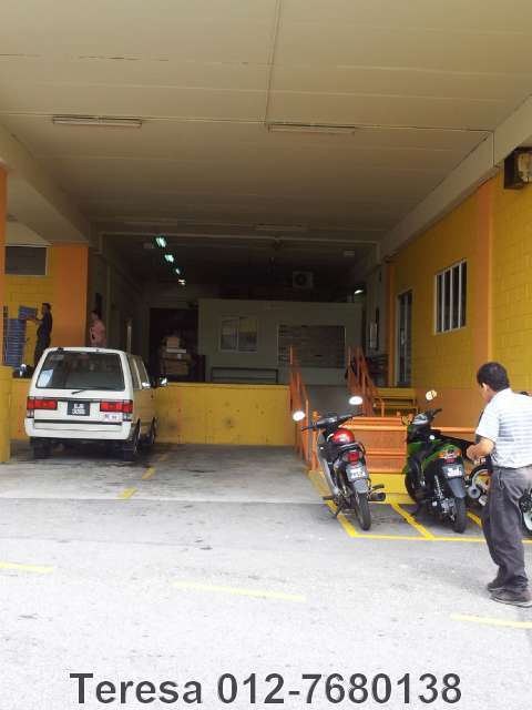 Large Loading Bay
