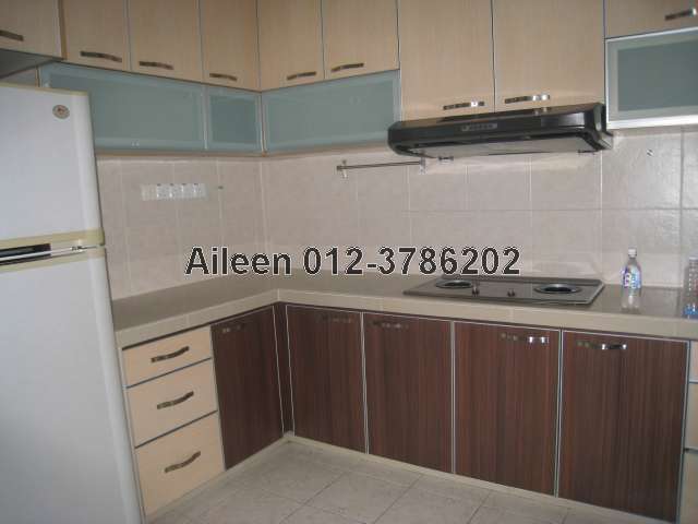 Quality Kitchen cabinets