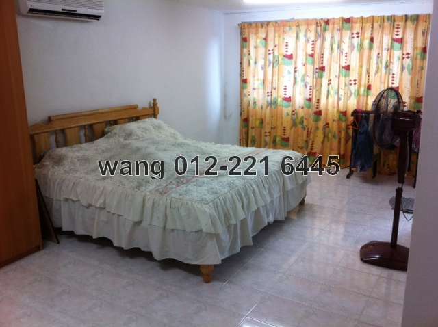 master bed room