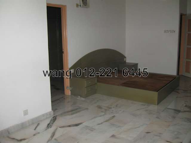 master bed room