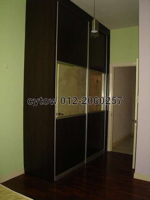 master bedroom build-in wardrobe