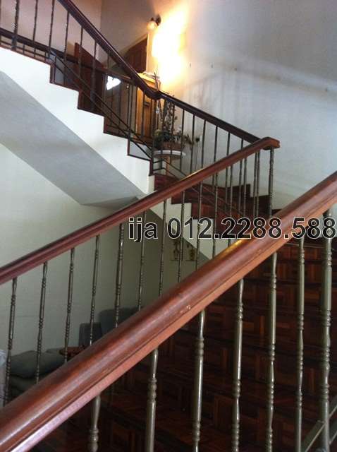 Stairs to Ground Floor