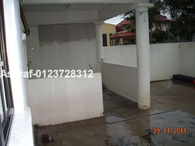 Wet kitchen behind with extra land