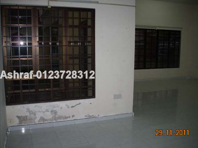 Dining area looking at lounge