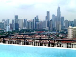 Magnificent Roof Top Pool View 2