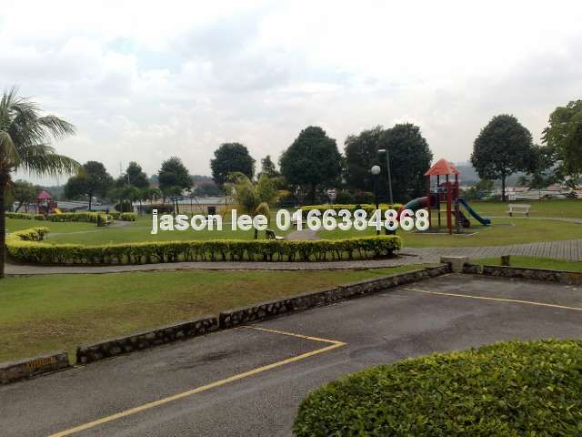 playground..