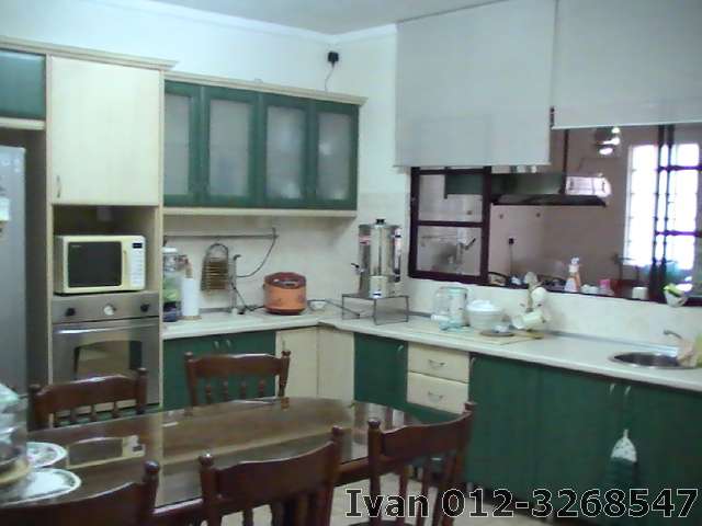 Dry kitchen