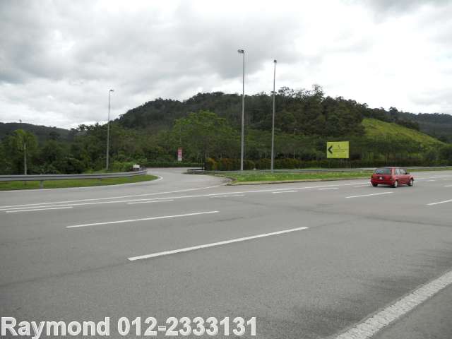 Left access road