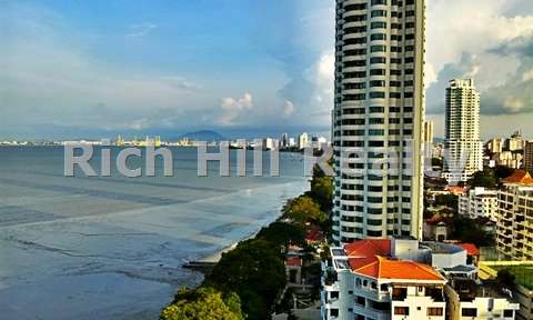 View towars the right