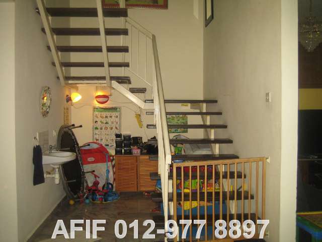 TO 1ST FLOOR