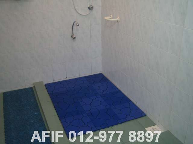 GROUND FLOOR BATHROOM (EXTENDED)