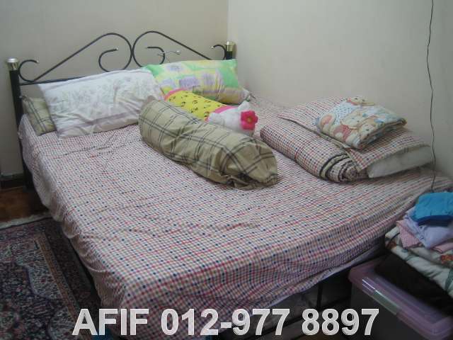 2ND BEDROOM ON 1ST FLOOR