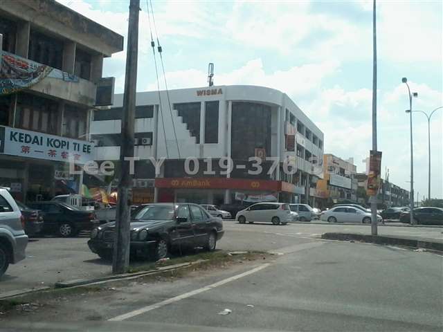 Ambank close by