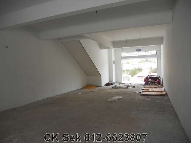 Ground Floor shop