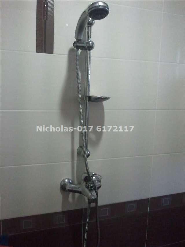 Nicholas-017 6172117