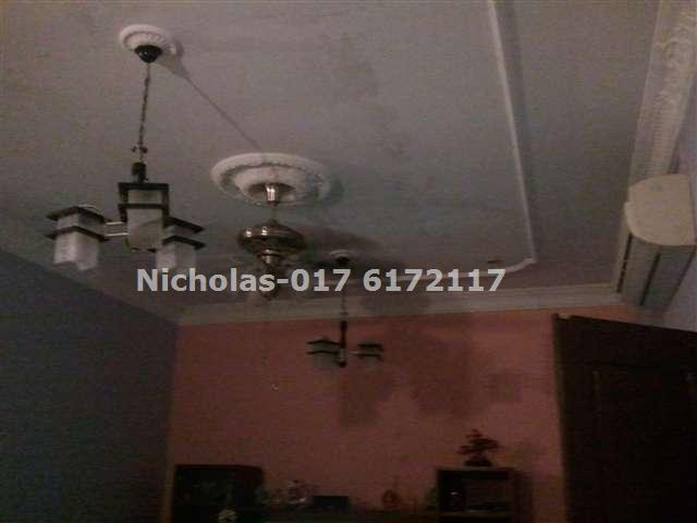 Nicholas-017 6172117