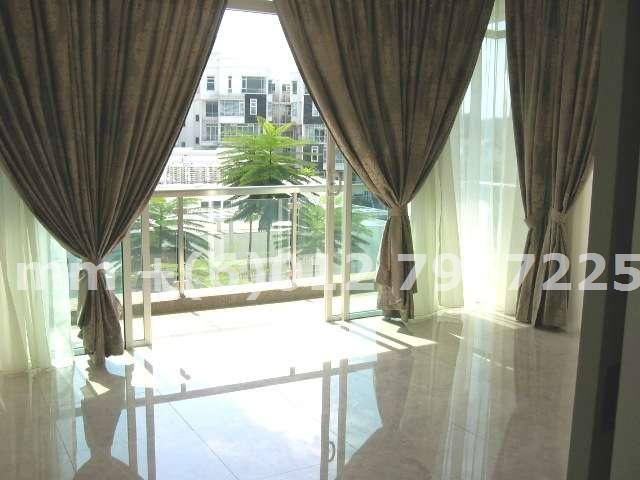 Dining Room Balcony