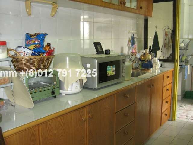 Dry Kitchen