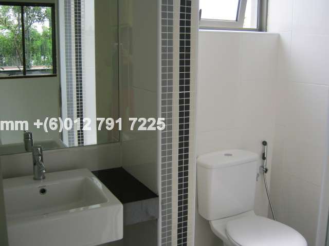 Upper SoHo Bathroom