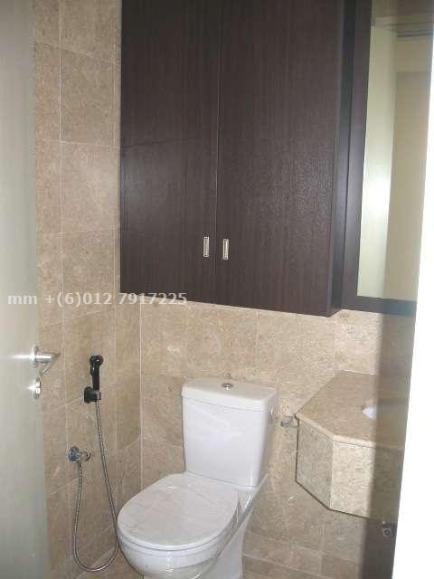 En Suite Bathrooms