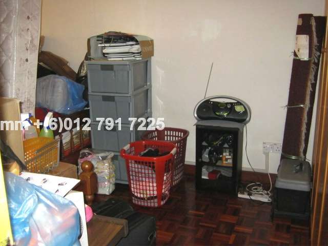 2nd Bedroom