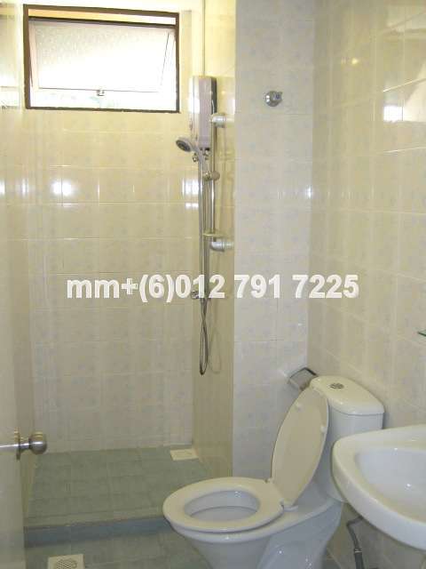 Common Bathroom