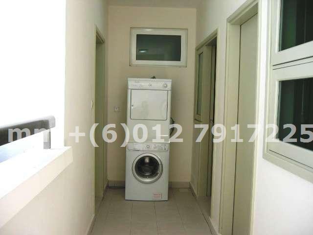 Washyard n Maids Room