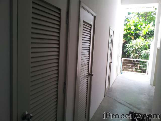 individual storeeoom at car park level